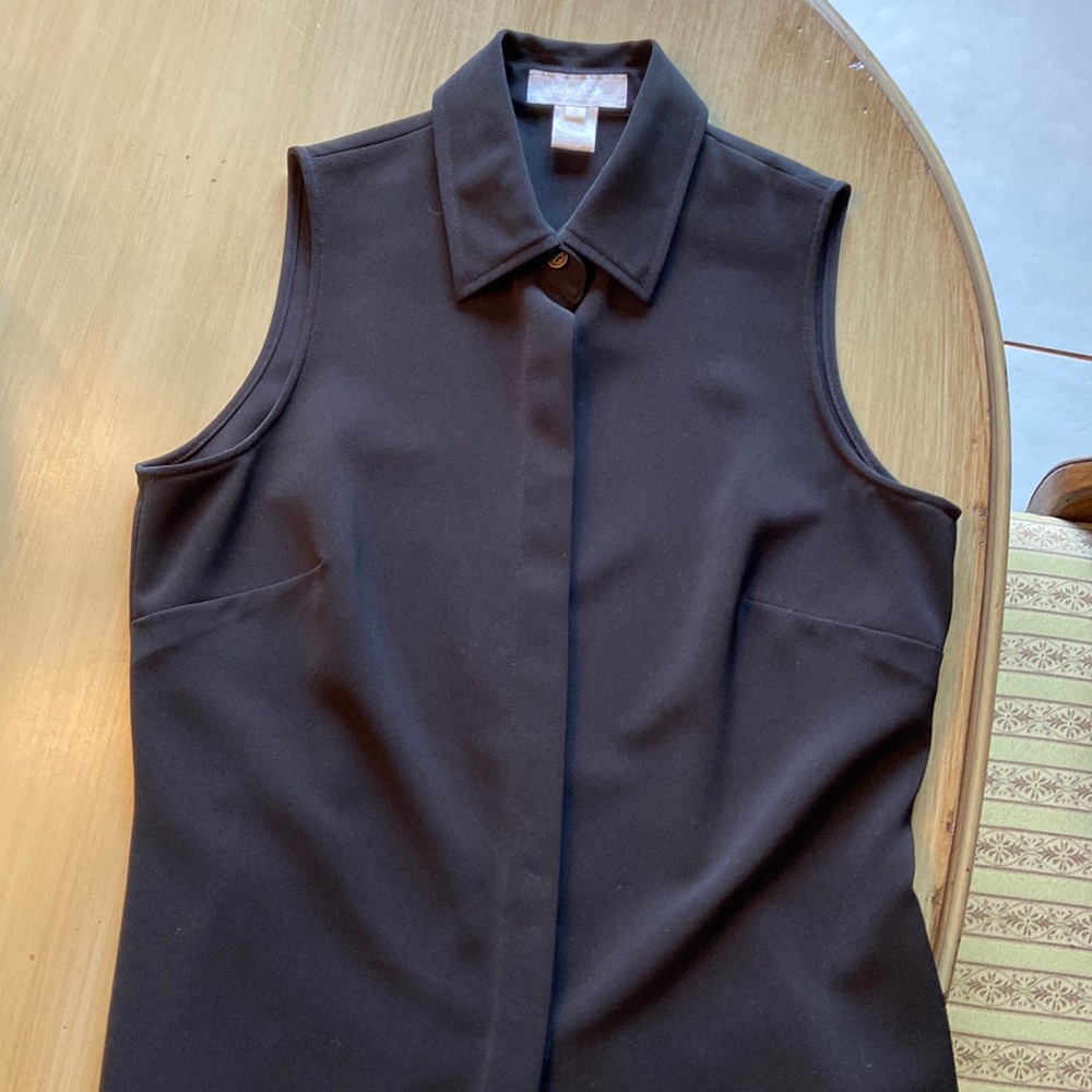 Perfect sleeveless black shirt.
